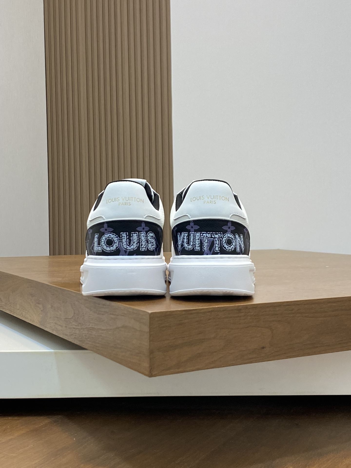 Louis Vuitton Low Shoes